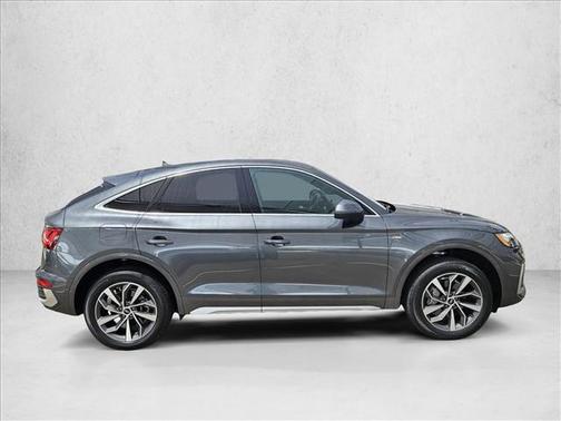 Daytona Gray Pearl Effect 2023 Audi Q5 45 S line Premium Plus