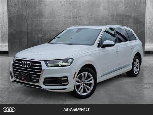2019 Audi Q7 55 Premium Plus