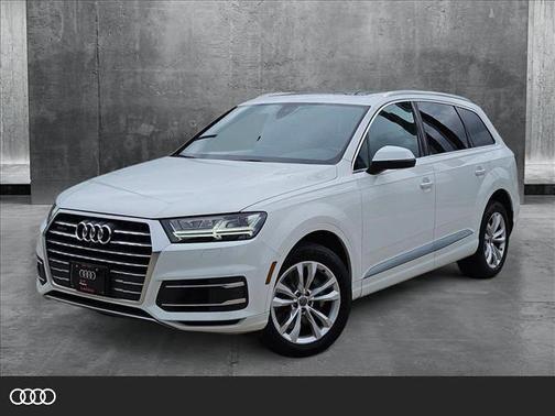 2019 Audi Q7 55 Premium Plus