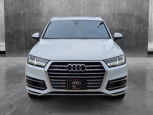 2019 Audi Q7 55 Premium Plus