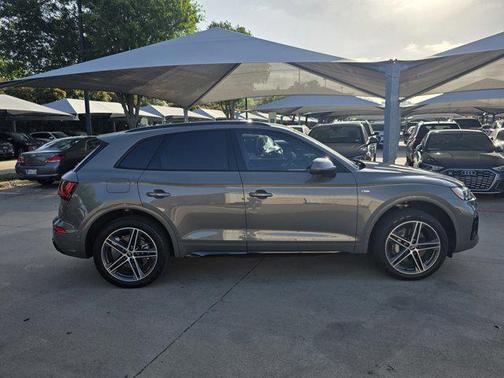 2023 Audi Q5 55 S line Prestige