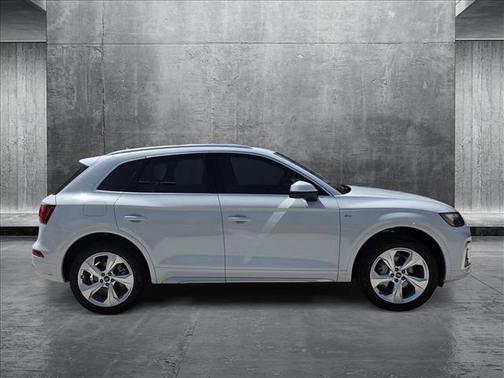 2025 Audi Q5 45 S line Premium Plus