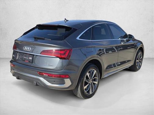 2022 Audi Q5 45 S line Premium Plus