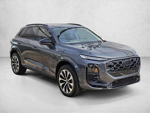 Daytona Gray Pearl Effect 2026 Audi Q3 TFSI quattro S tronic