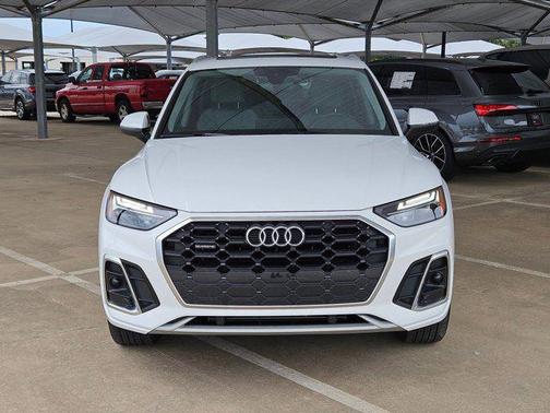 2024 Audi Q5 45 S line Premium