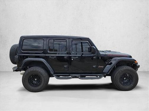 Black Clearcoat 2022 Jeep Wrangler Unlimited Rubicon
