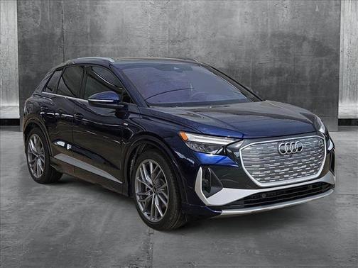 2025 Audi Q4 e-tron Premium Plus 55 quattro