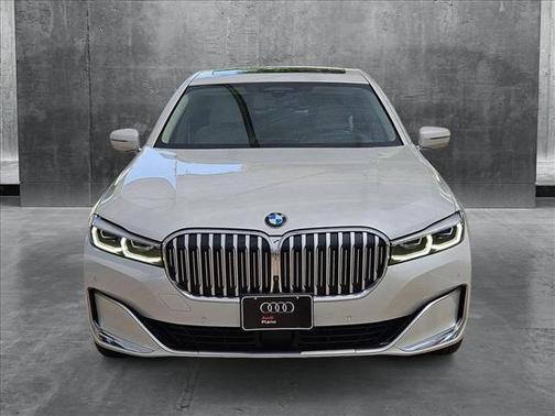 2022 BMW 750 i xDrive