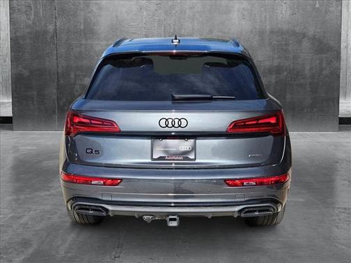 2024 Audi Q5 45 S line Premium