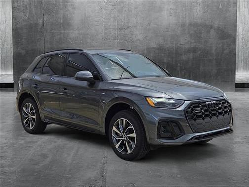 2024 Audi Q5 45 S line Premium