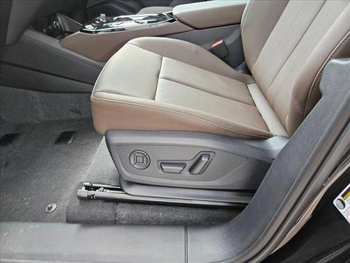 2025 Audi Q6 e-tron Premium Plus quattro