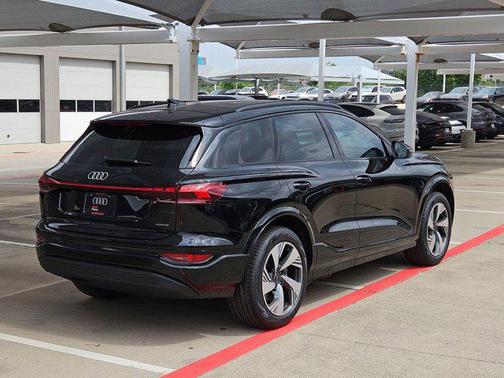 2025 Audi Q6 e-tron Premium Plus quattro