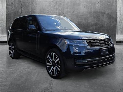 2023 Land Rover Range Rover P530 SE
