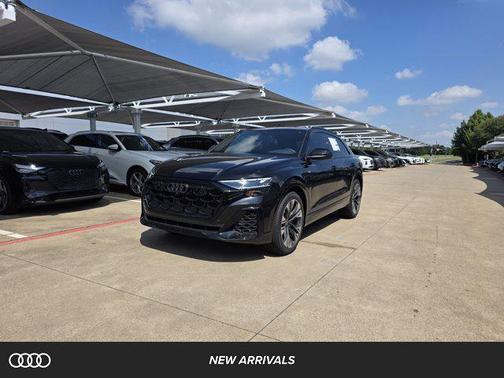 2025 Audi Q8 55 Premium Plus
