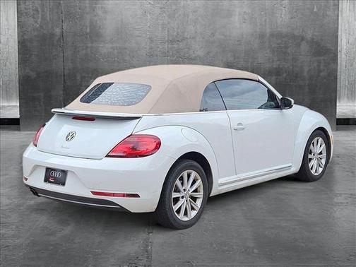 2019 Volkswagen Beetle 2.0T S
