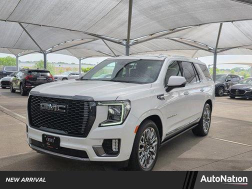 White Frost Tricoat 2023 GMC Yukon Denali Ultimate