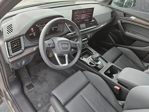 2025 Audi Q5 45 S line Premium Plus