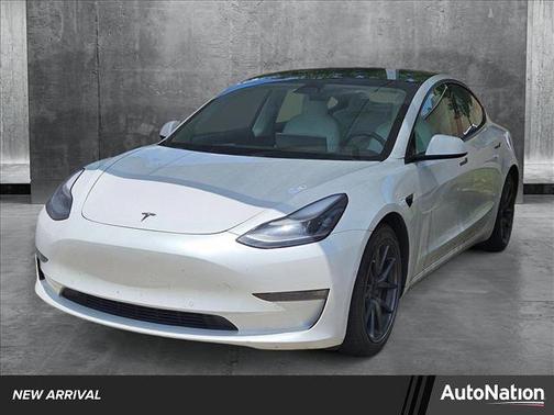 2021 Tesla Model 3 Standard Range Plus