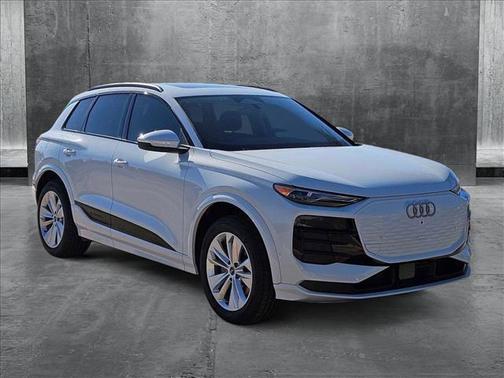 2025 Audi Q6 e-tron Premium