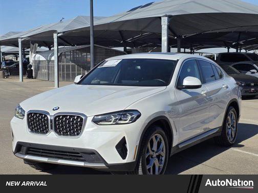 2023 BMW X4 xDrive30i