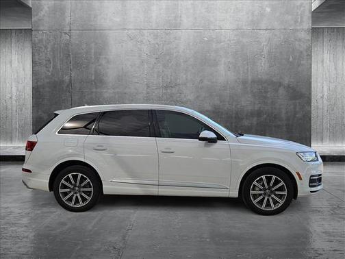 2019 Audi Q7 55 Prestige