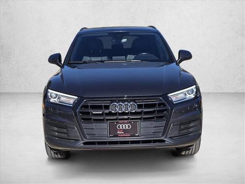 2020 Audi Q5 45 Titanium Premium