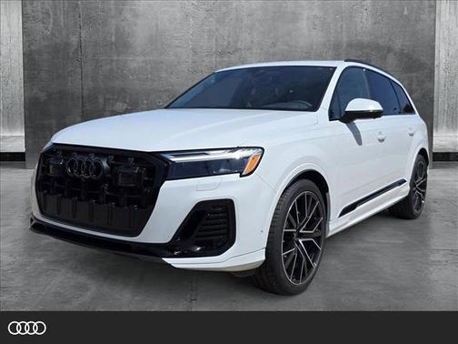 2025 Audi Q7 55 Premium Plus