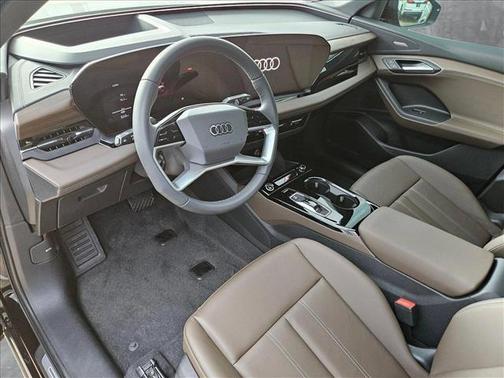 2025 Audi Q6 e-tron Premium Plus