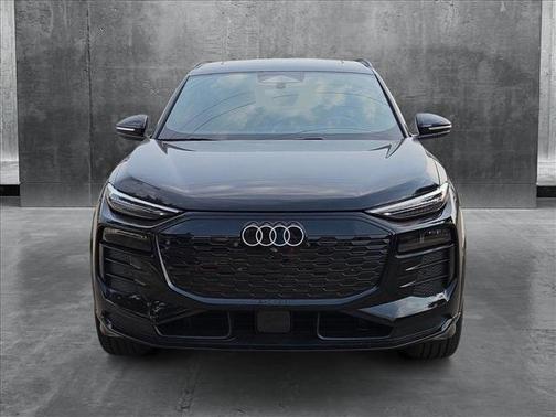 2025 Audi Q6 e-tron Premium Plus
