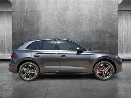 2025 Audi Q5 55 S line Premium Plus