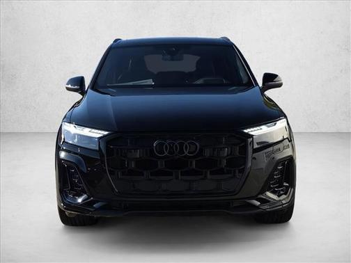 2026 Audi SQ7 4.0T Premium Plus