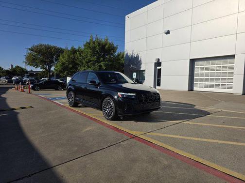 2026 Audi SQ7 4.0T Premium Plus