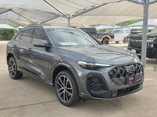 Daytona Gray Metallic 2026 Audi Q5 Premium Plus TFSI quattro S tronic