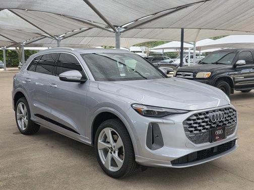 Florett Silver Metallic 2026 Audi Q5 Premium Plus TFSI quattro S tronic