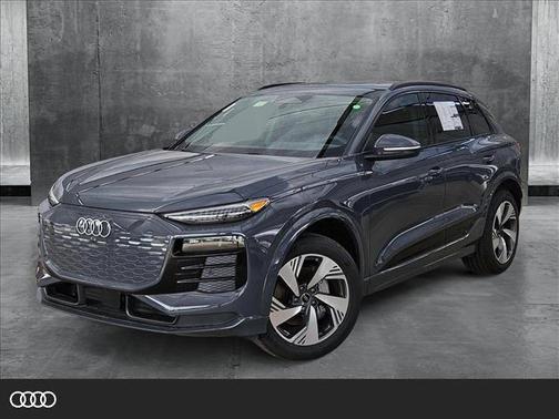 2025 Audi Q6 e-tron Premium Plus quattro