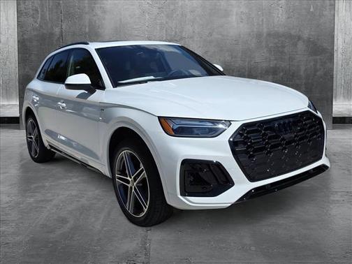 2025 Audi Q5 55 S line Premium Plus