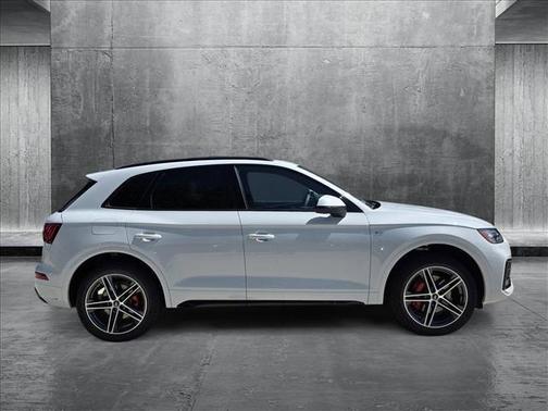 2025 Audi Q5 55 S line Premium Plus