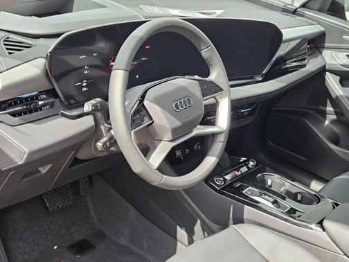 2025 Audi Q6 e-tron Premium Plus quattro