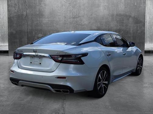 2022 Nissan Maxima SV Xtronic CVT