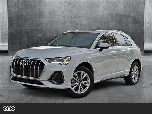 2025 Audi Q3 Premium 45 TFSI S line quattro Tiptronic