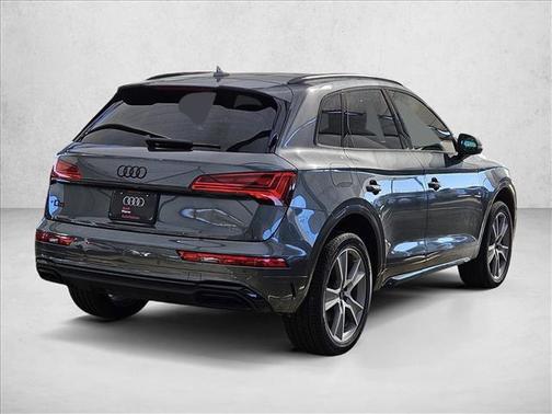 2025 Audi Q5 45 S line Premium