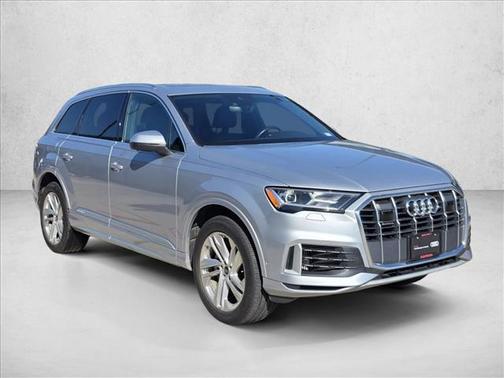 2022 Audi Q7 55 Premium Plus