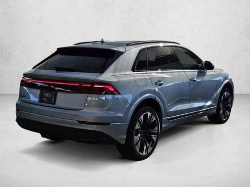 Satellite Silver Metallic 2025 Audi Q8 55 Premium