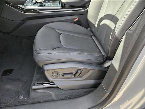 2025 Audi Q8 55 Premium