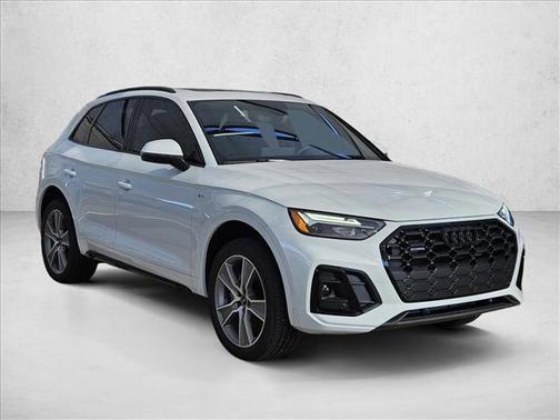 2025 Audi Q5 45 S line Premium