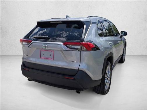 Silver Sky Metallic 2022 Toyota RAV4 XLE Premium