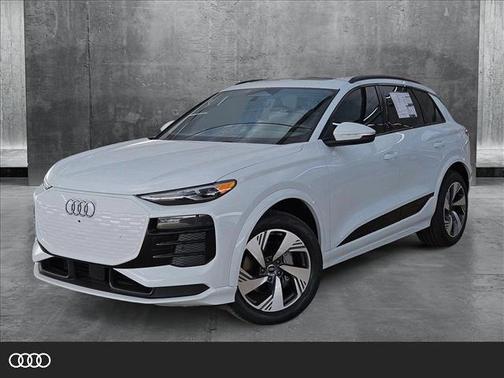 2025 Audi Q6 e-tron Premium quattro