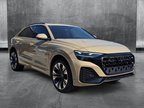 2025 Audi Q8 55 Premium