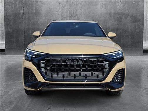 2025 Audi Q8 55 Premium
