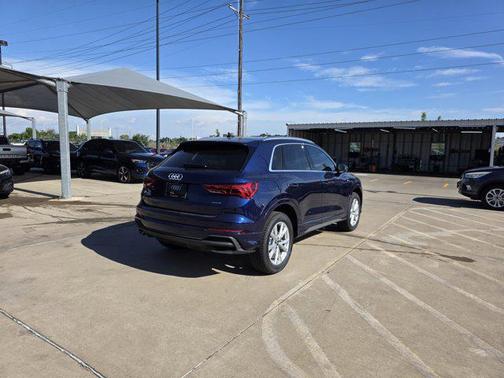 2025 Audi Q3 Premium 45 TFSI S line quattro Tiptronic